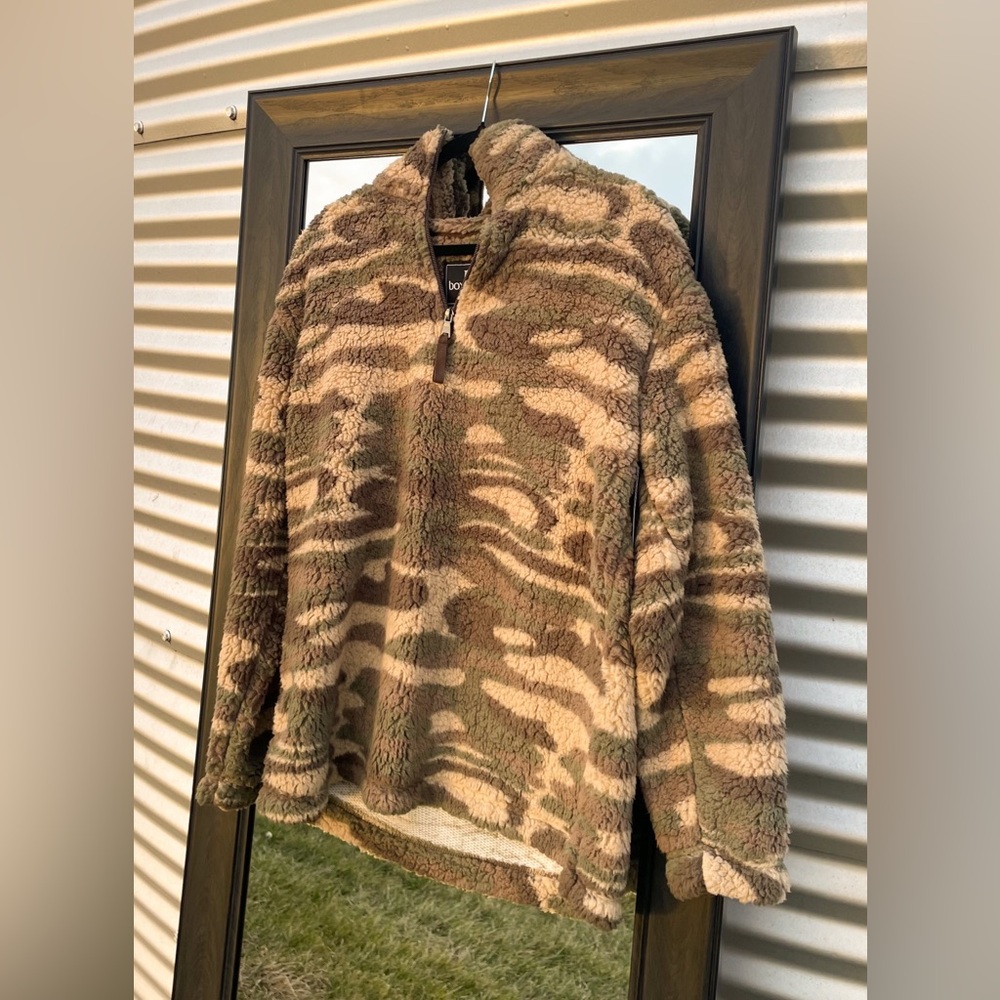 Camo sherpa